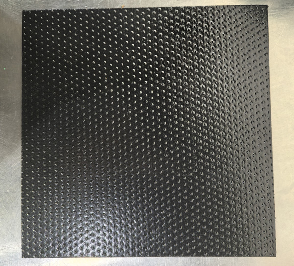 HDPE防滑柱點土工膜.jpg